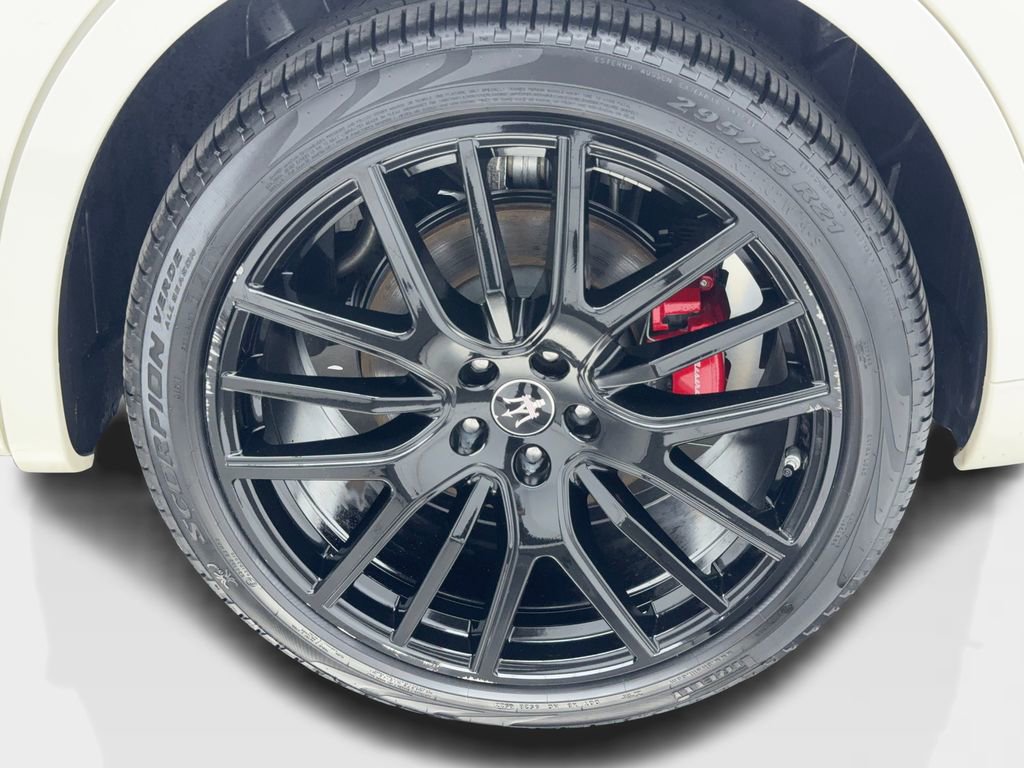 Used 2021 Maserati Levante S GranSport image 55