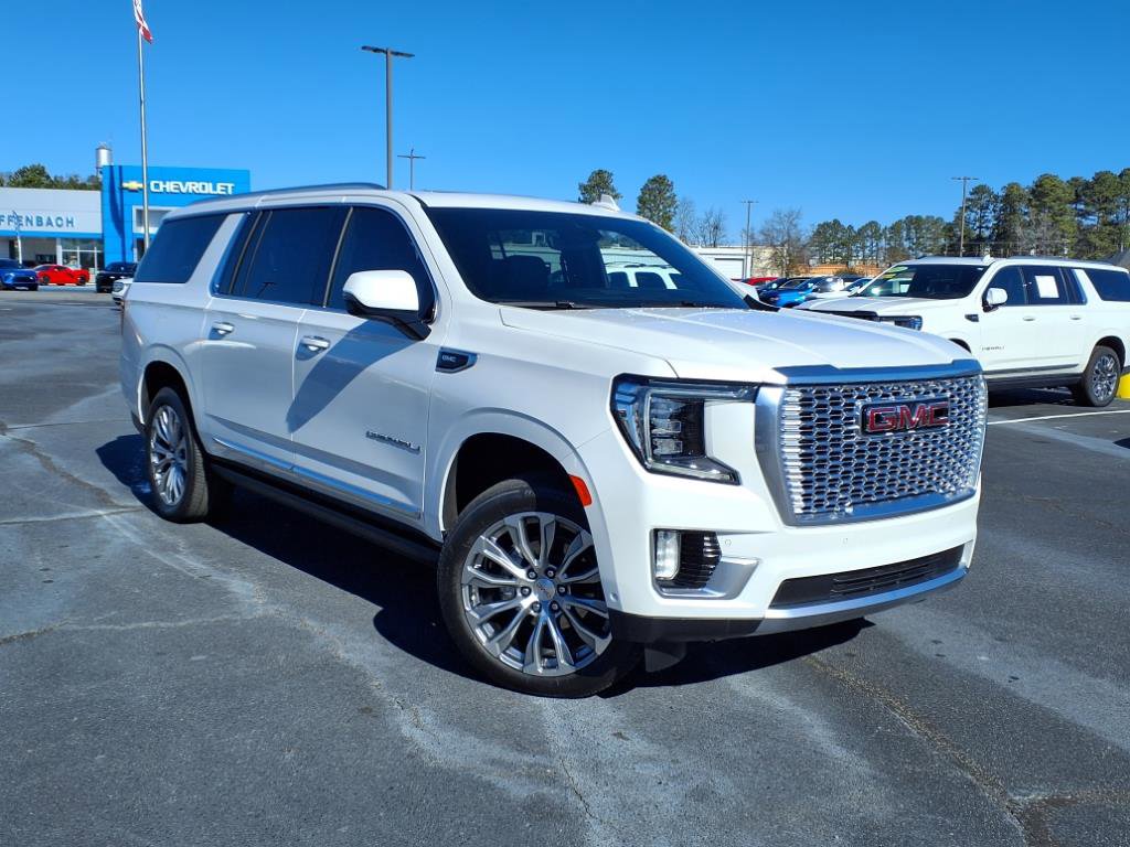 Used 2024 GMC Yukon XL Denali w/ Denali Reserve Package image 1