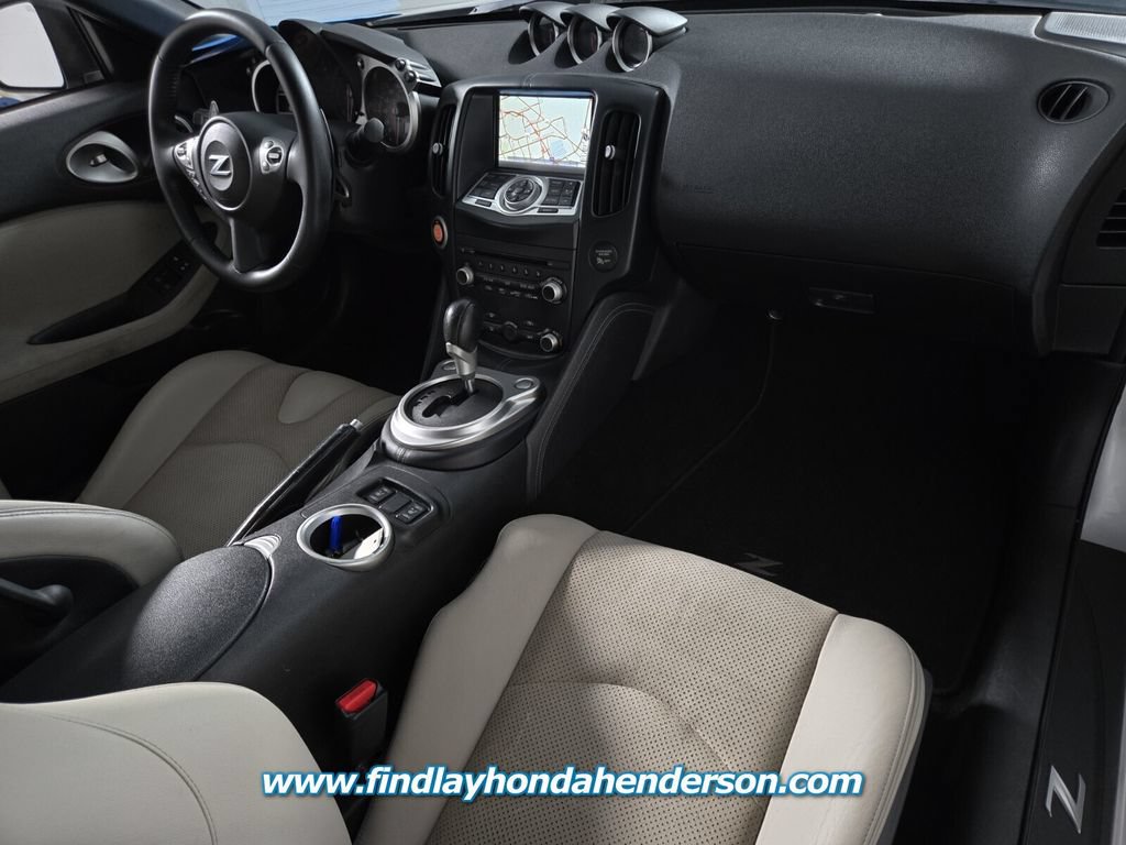 Used 2013 Nissan 370Z Touring w/ Sport Pkg RWD image 18