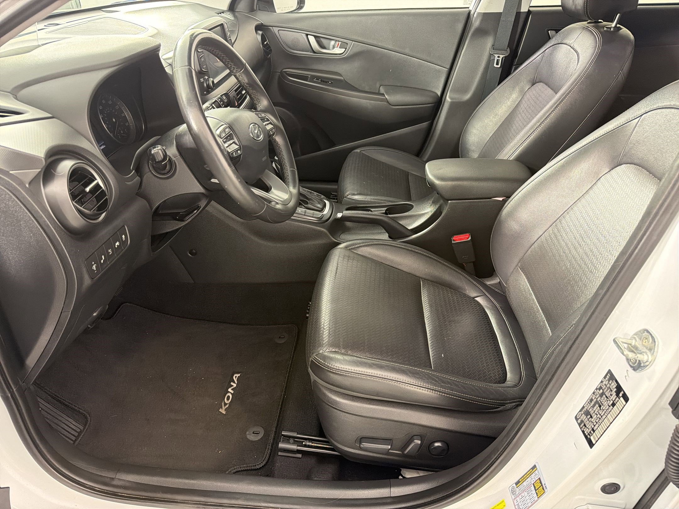 Used 2021 Hyundai Kona Ultimate FWD image 5