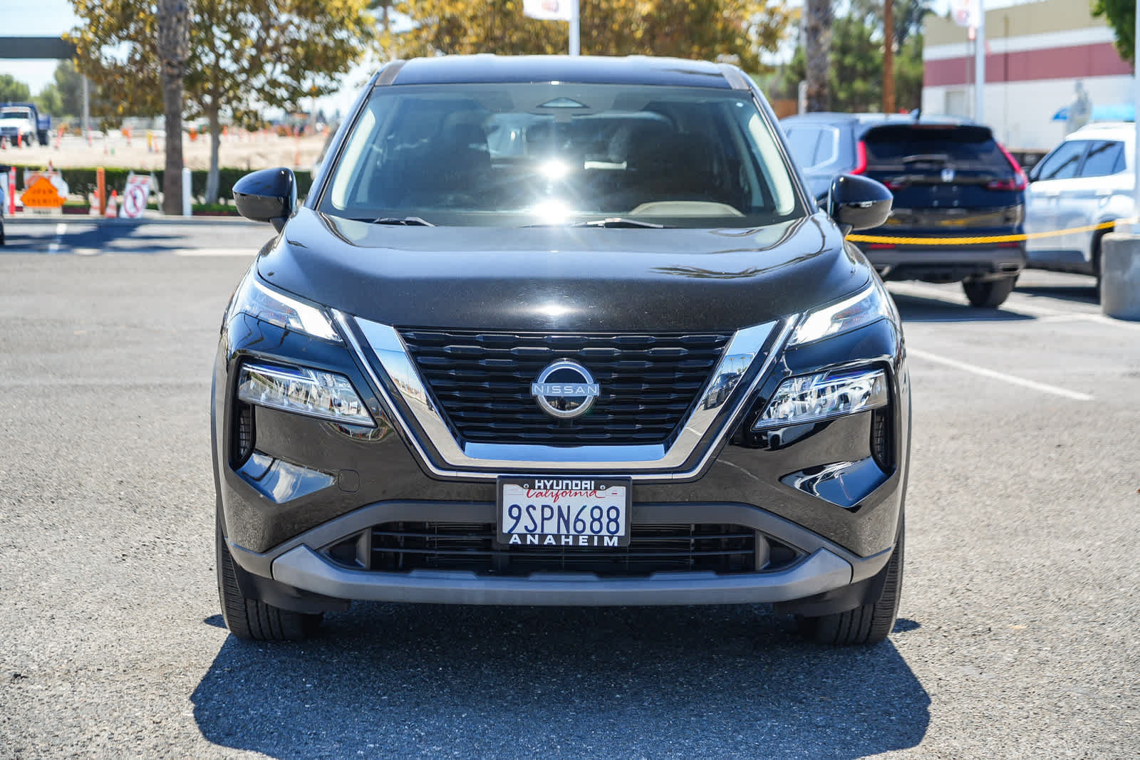 Used 2023 Nissan Rogue SV FWD image 4