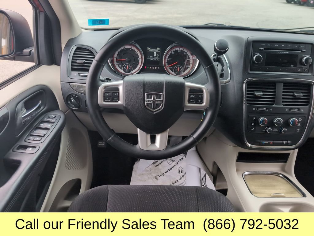 Used 2014 Dodge Grand Caravan SXT w/ Rear Park Assist Package image 15