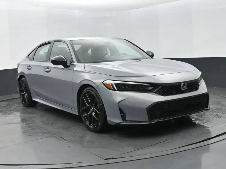 Used 2026 Honda Civic Sport image 2