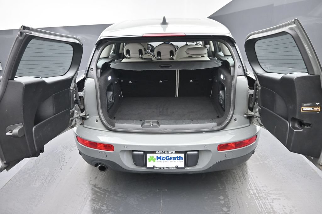 Used 2016 MINI Cooper Clubman FWD image 11
