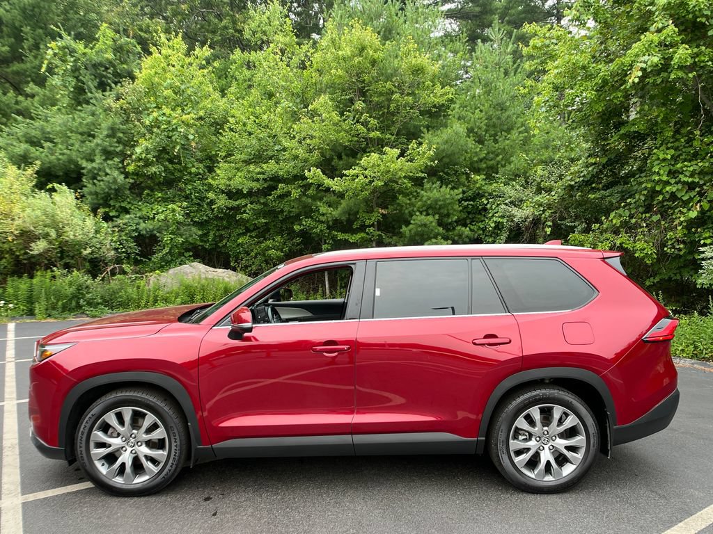 Used 2024 Toyota Grand Highlander AWD Hybrid image 2