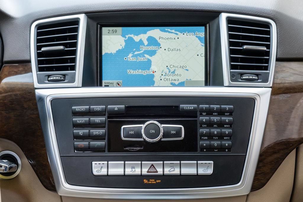 Used 2015 Mercedes-Benz ML 350 4MATIC w/ Premium 1 Package image 18