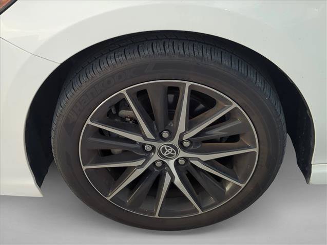 Used 2023 Toyota Camry SE FWD image 7