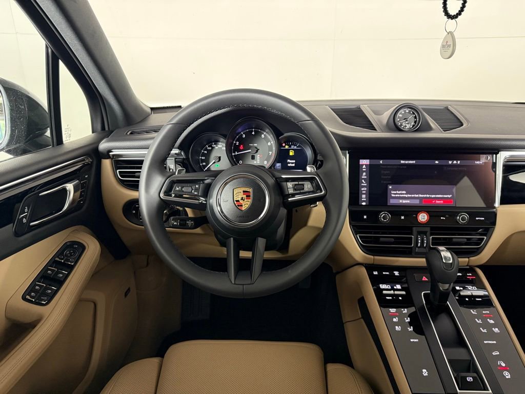 New 2026 Porsche Macan image 23