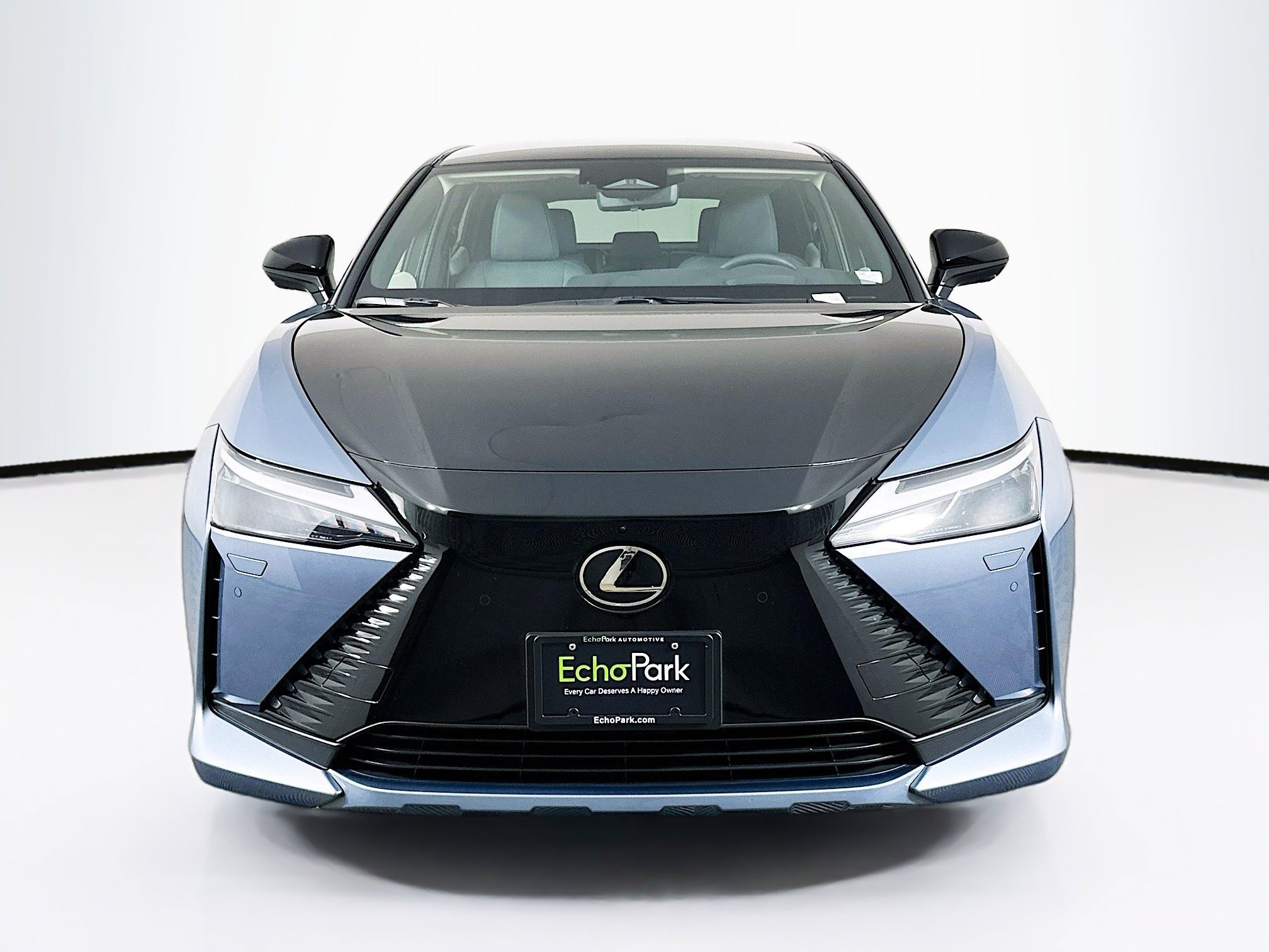 Used 2023 Lexus RZ 450e Premium w/ Technology Package AWD/4WD image 2