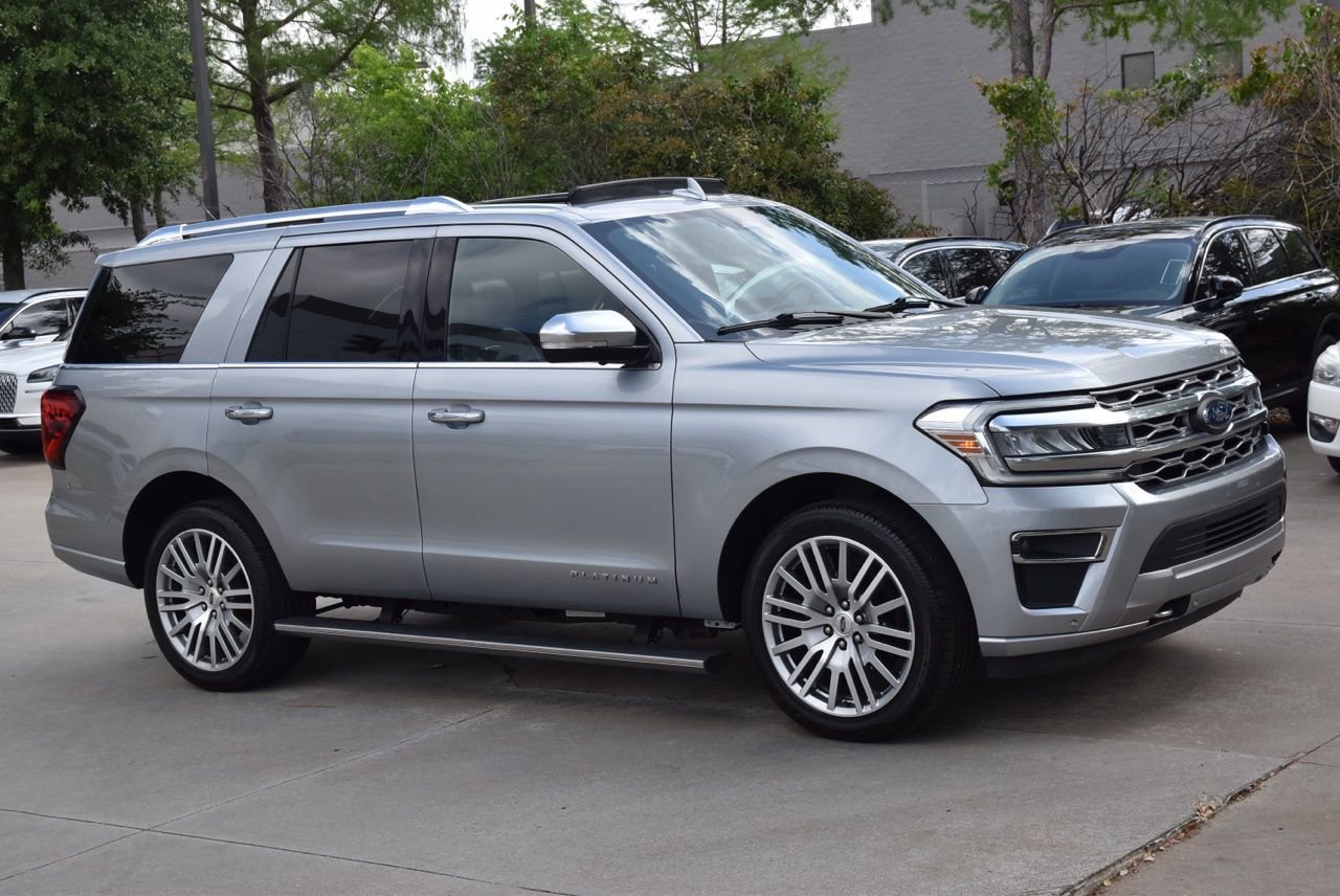 Certified 2023 Ford Expedition Platinum image 5