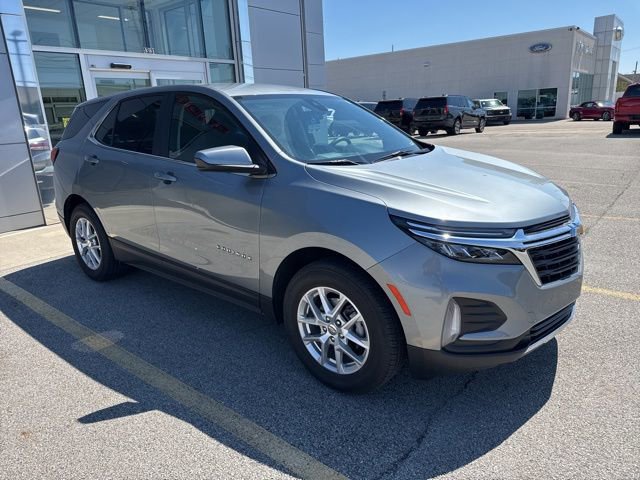 Used 2024 Chevrolet Equinox LT w/ LPO, Floor Liner Package image 6