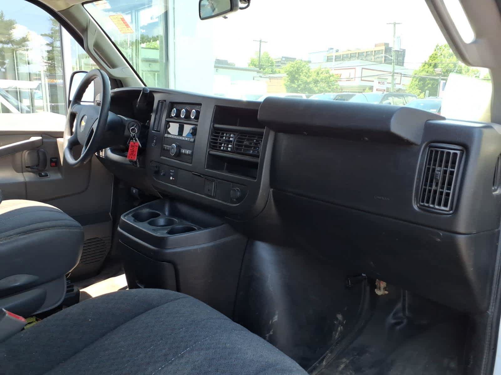 Used 2021 Chevrolet Express 2500 w/ Driver Convenience Package RWD image 18