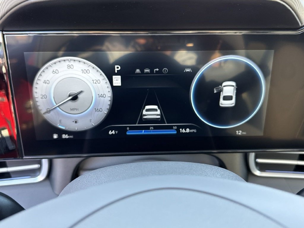 Used 2025 Hyundai Elantra SEL FWD image 27