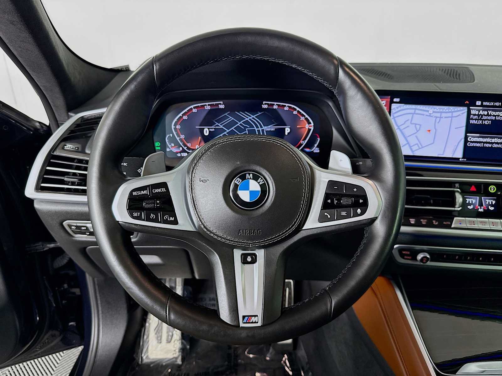 Used 2021 BMW X6 xDrive40i w/ Executive Package AWD/4WD image 11