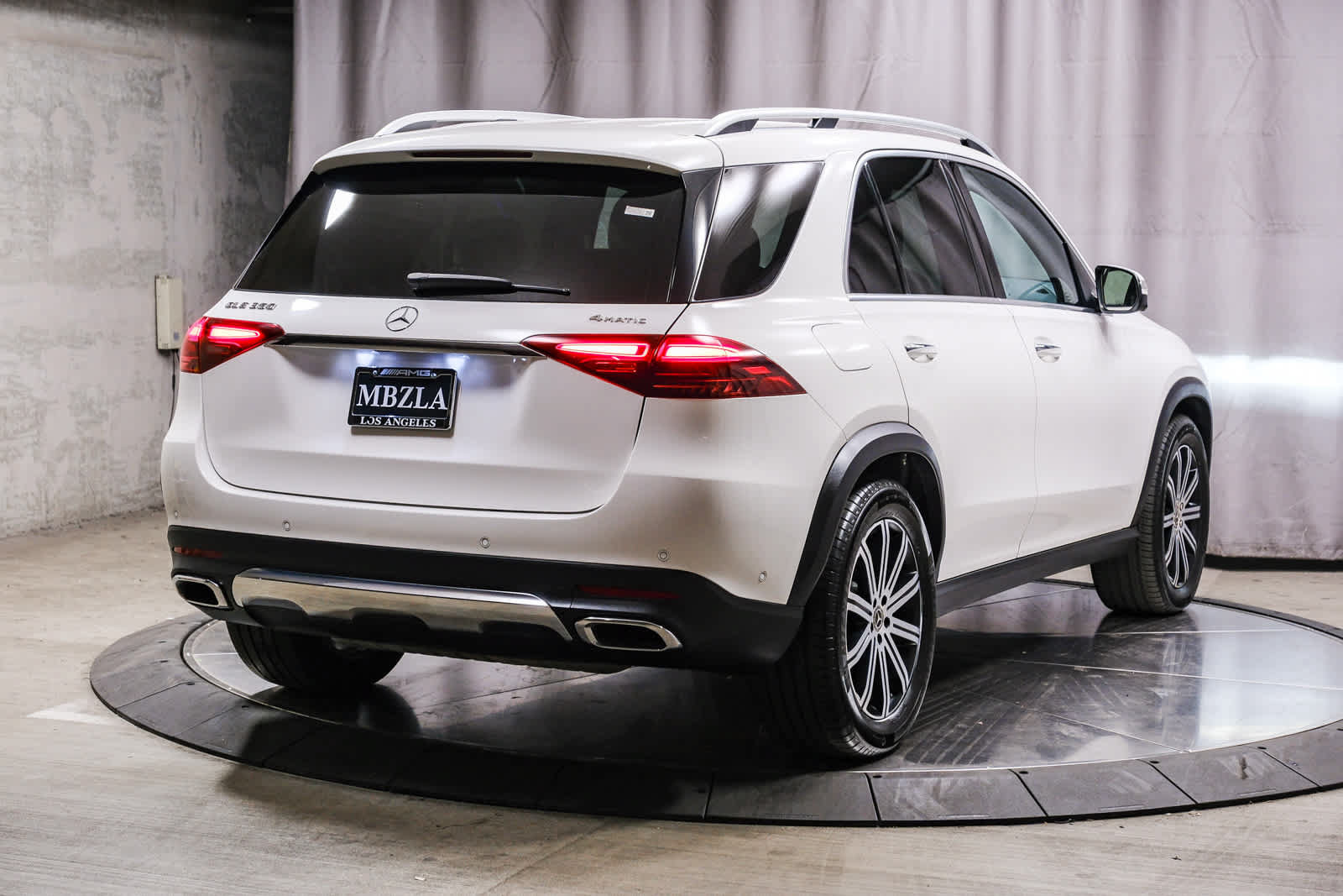 Certified 2024 Mercedes-Benz GLE 350 4MATIC image 4
