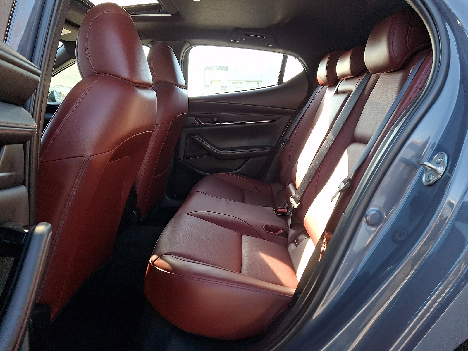 Used 2025 MAZDA MAZDA3 Carbon image 10