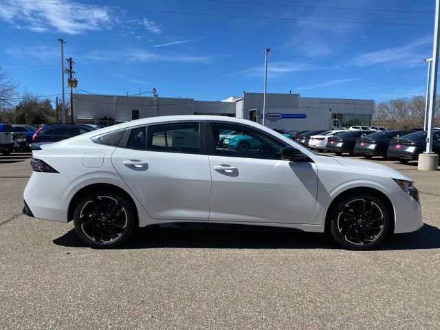 New 2026 Nissan Sentra SR image 6