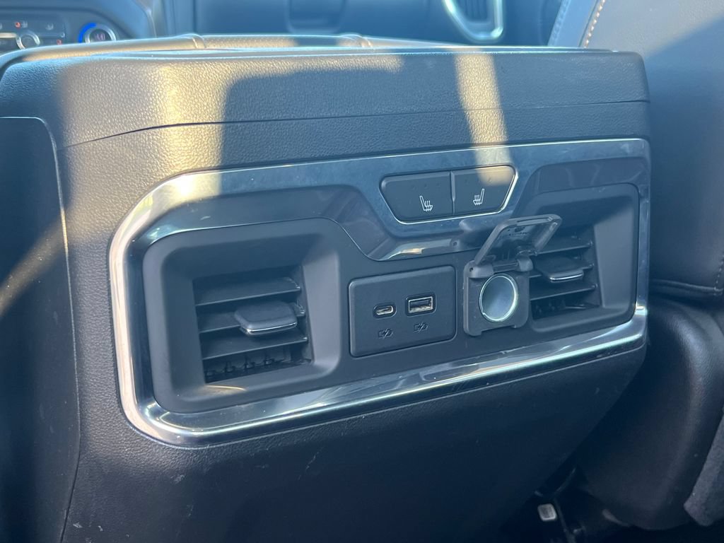 Used 2021 Chevrolet Silverado 3500 High Country w/ Snow Plow Prep/Camper Package AWD/4WD image 16