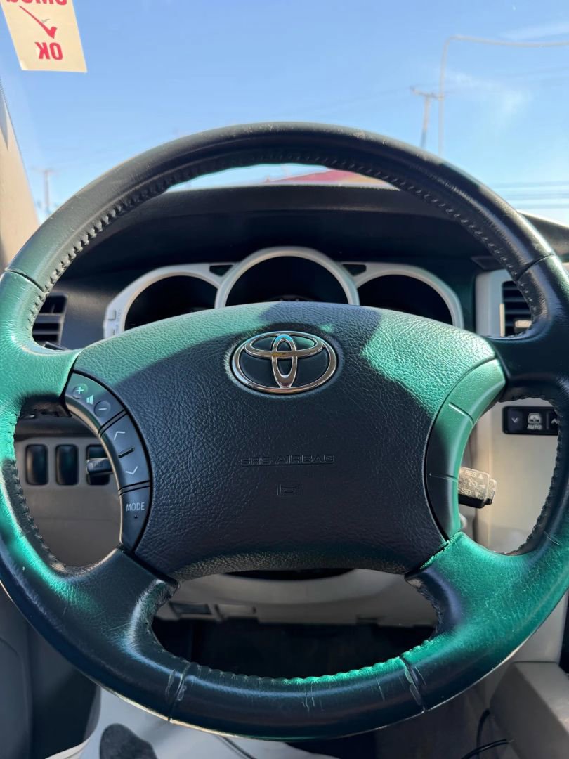 Used 2005 Toyota 4Runner Sport image 27