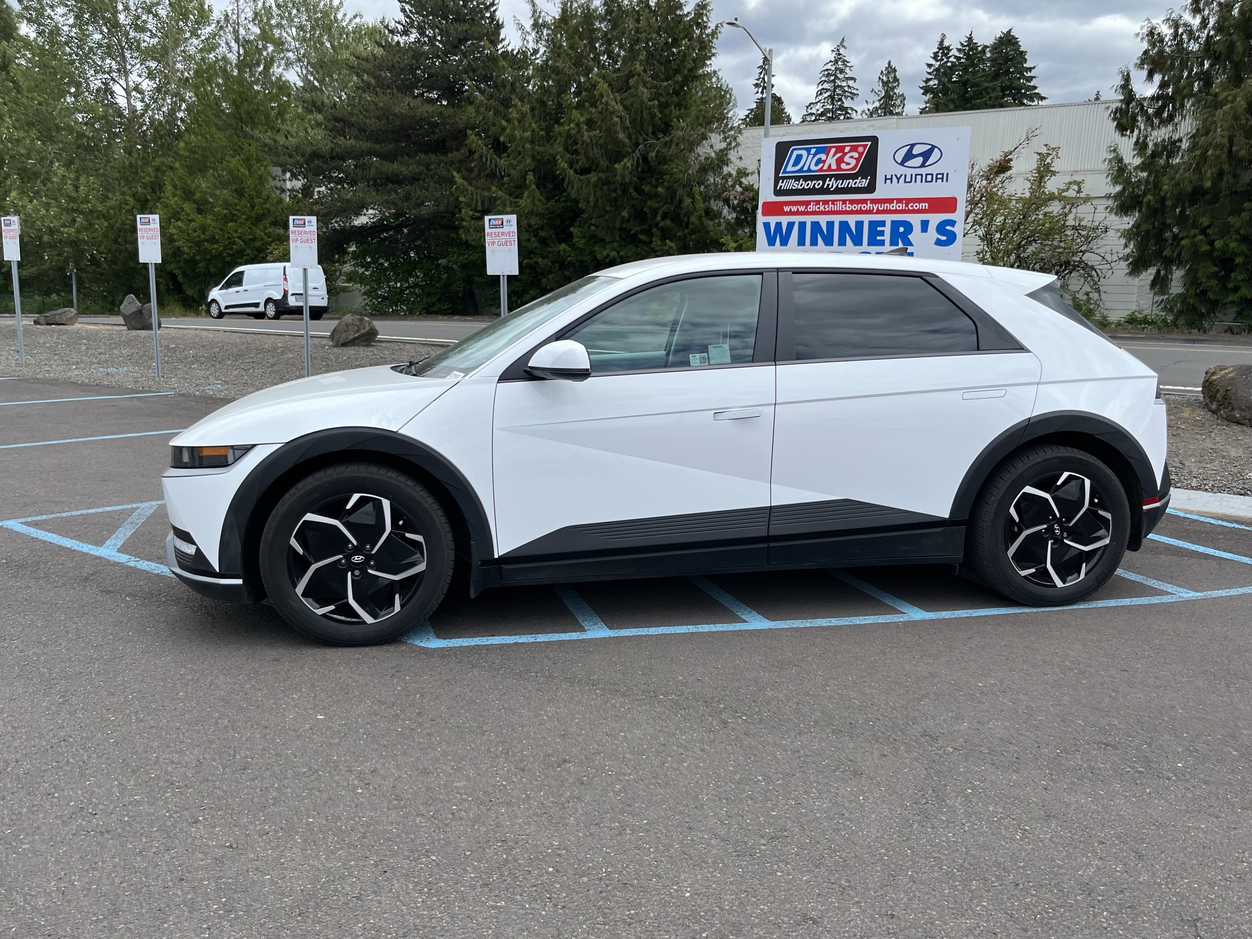Used 2024 Hyundai Ioniq 5 SEL RWD image 2