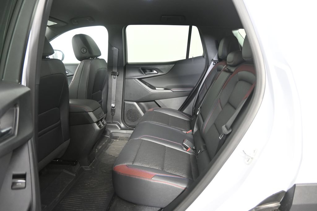 New 2026 Chevrolet Equinox RS w/ Convenience Package III AWD/4WD image 18