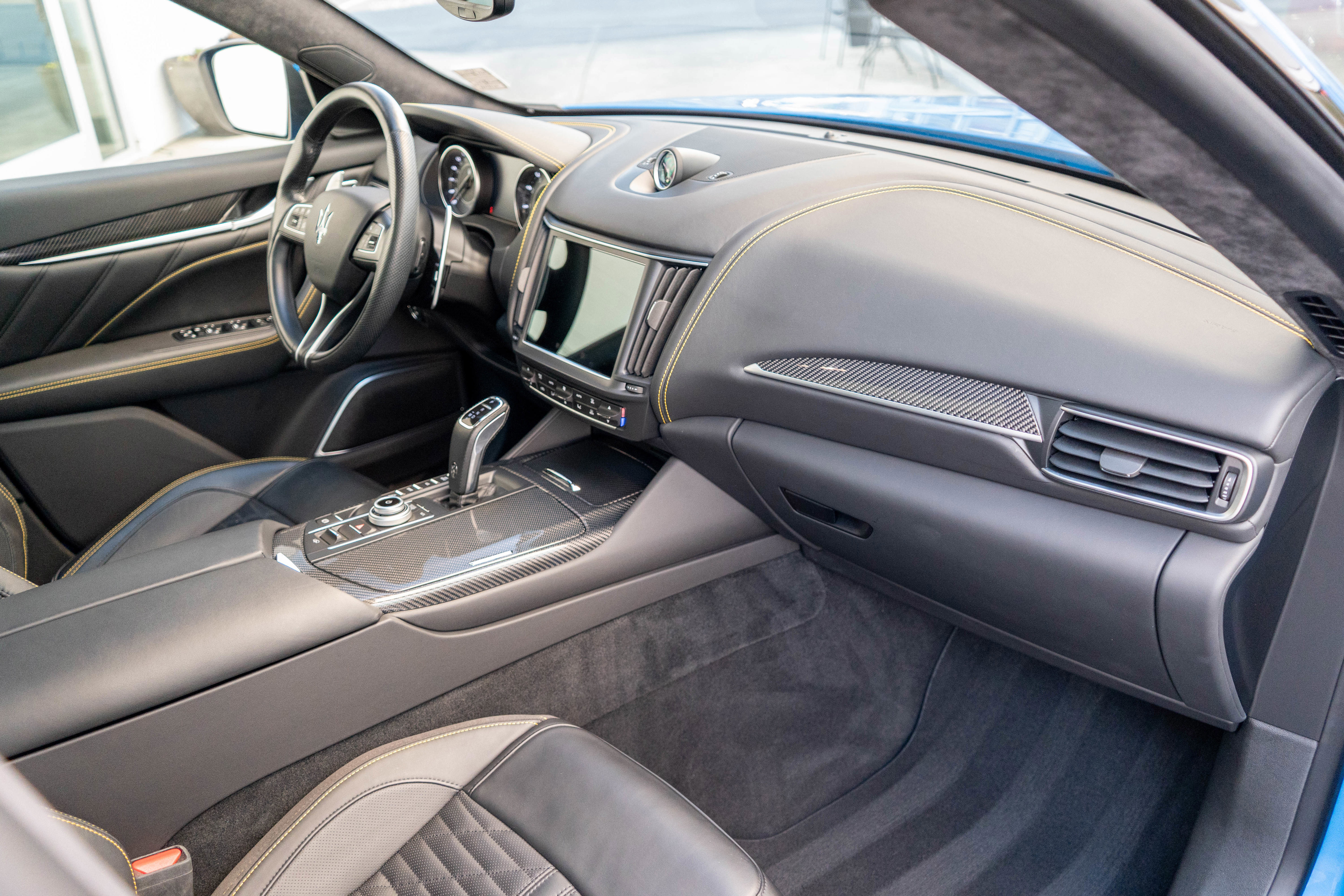 Used 2022 Maserati Levante F Tributo image 39