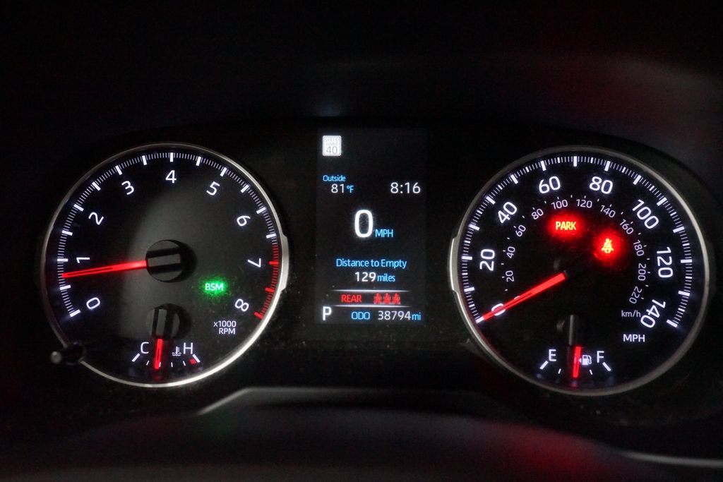 Used 2022 Toyota RAV4 LE FWD image 15