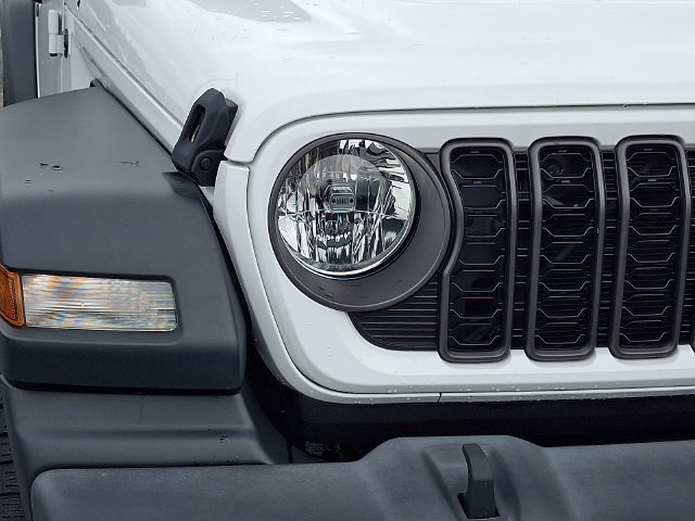Certified 2024 Jeep Wrangler Sport AWD/4WD image 9