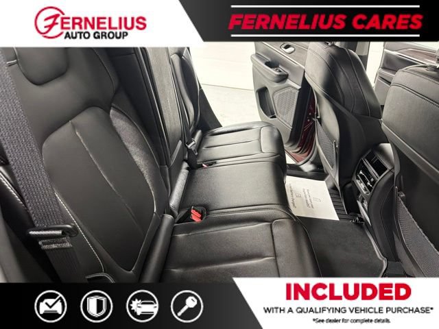 Used 2023 Jeep Grand Cherokee Limited AWD/4WD image 25