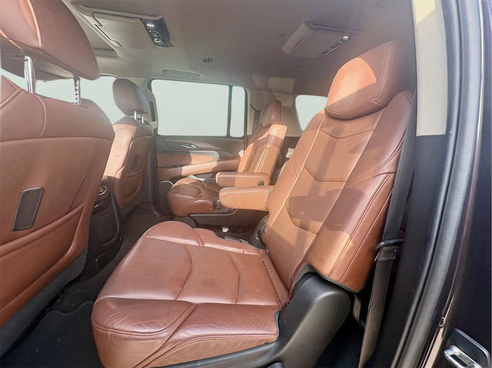 Used 2015 Cadillac Escalade ESV Premium RWD image 11