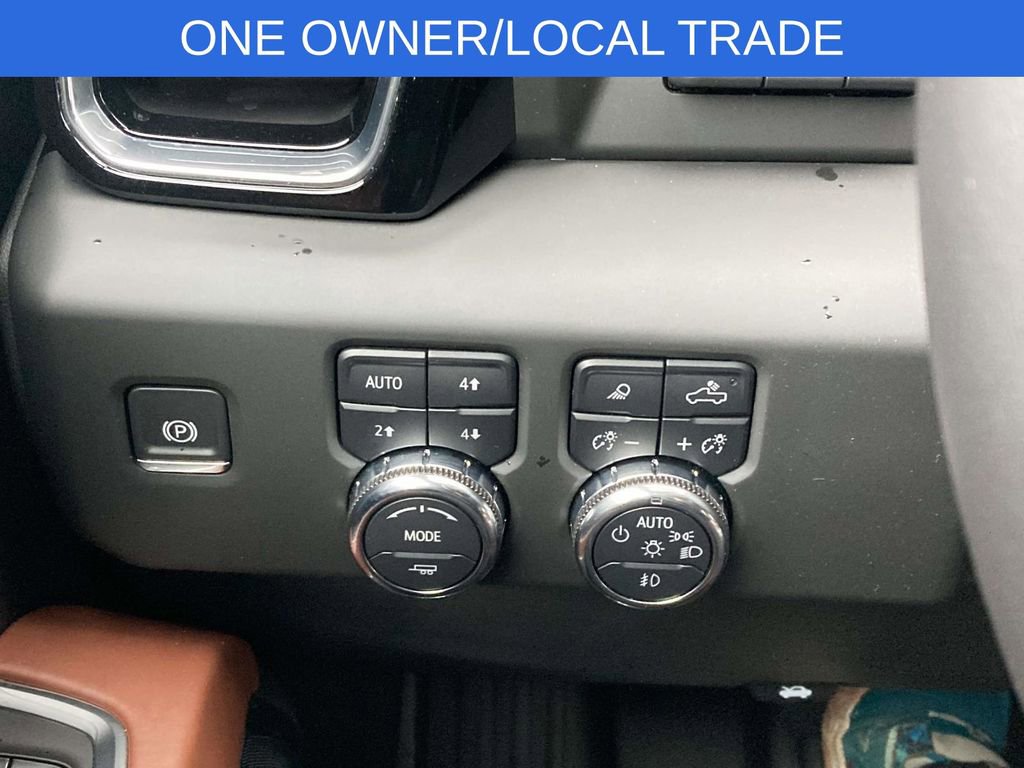 Used 2025 GMC Sierra 2500 Denali Ultimate w/ Max Trailering Package image 25