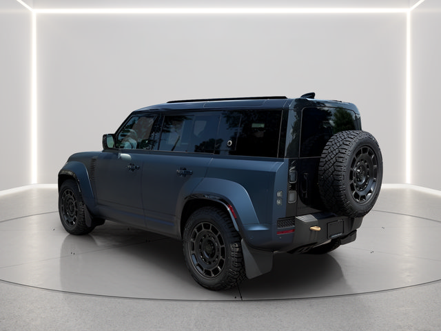 Certified 2026 Land Rover Defender 110 OCTA AWD/4WD image 6
