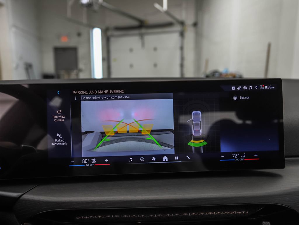 New 2026 BMW 330i xDrive Sedan w/ Convenience Package image 19