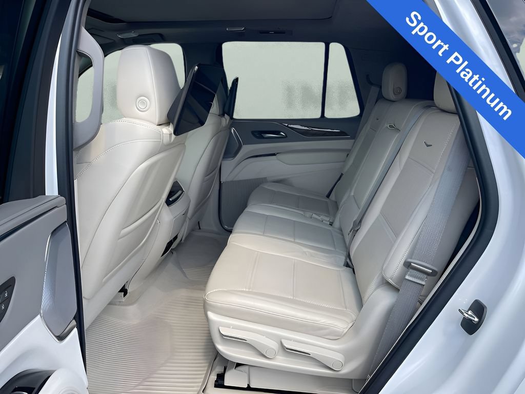 Used 2023 Cadillac Escalade Sport Platinum w/ LPO, ONYX Package AWD/4WD image 17
