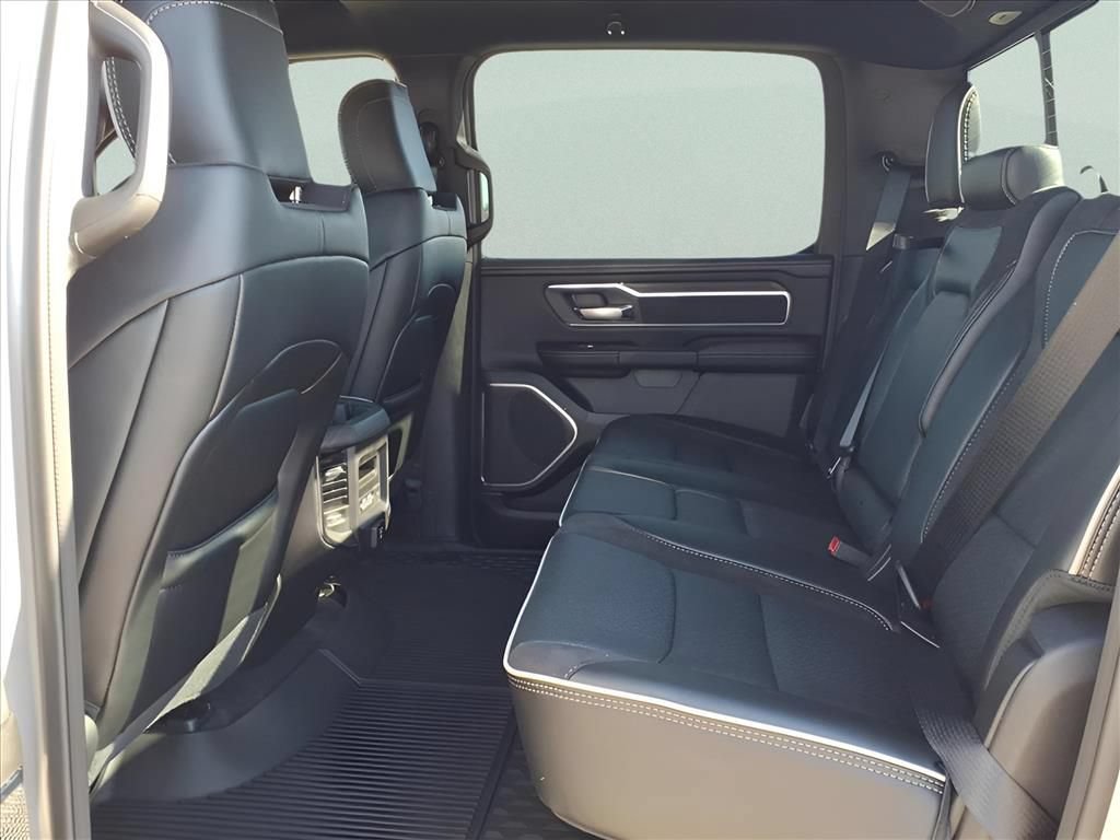 New 2026 RAM 1500 Laramie w/ Sport Appearance Package AWD/4WD image 11