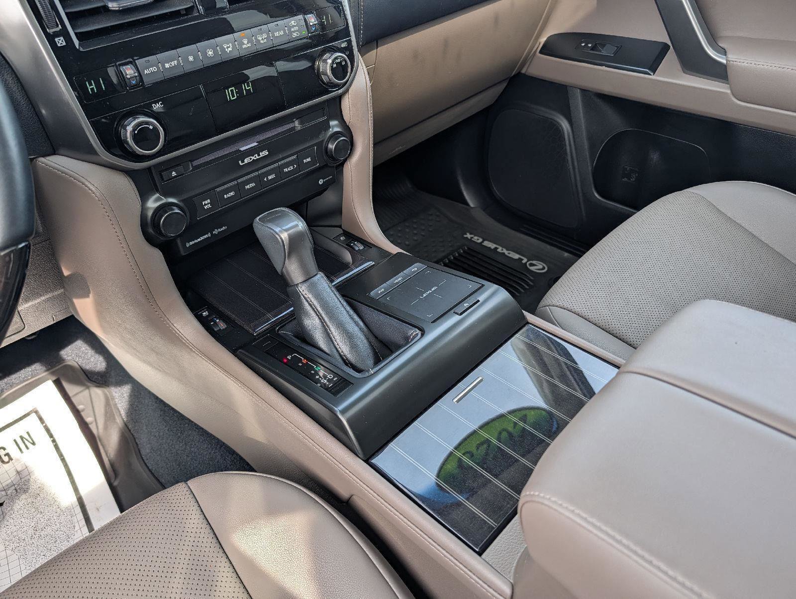 Certified 2023 Lexus GX 460 Premium w/ Premium Package image 16