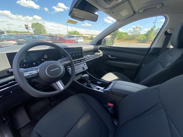 New 2025 Hyundai Tucson SE image 10