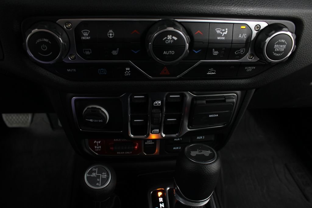 Used 2025 Jeep Wrangler Unlimited Sport S 4xe AWD/4WD image 6