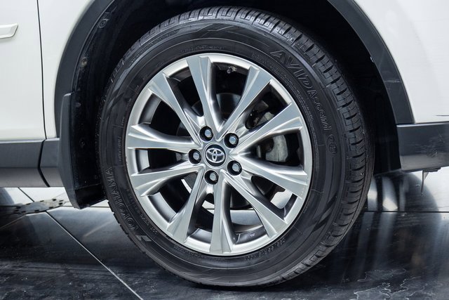 Used 2017 Toyota RAV4 Limited image 26