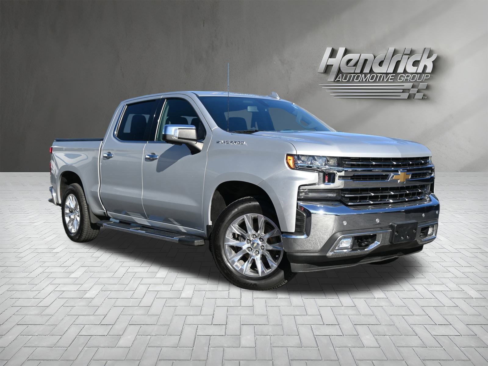Used 2019 Chevrolet Silverado 1500 LTZ w/ LTZ Convenience Package image 2