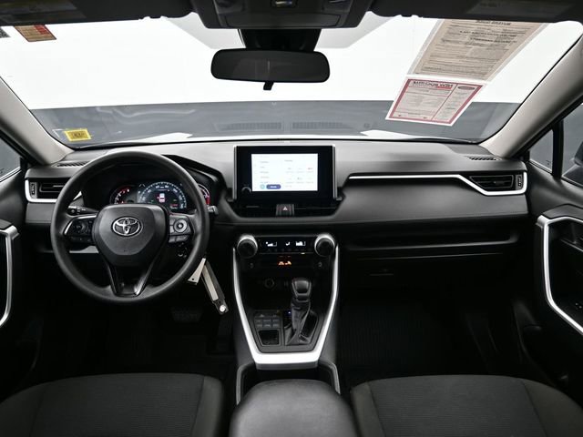Certified 2023 Toyota RAV4 LE image 23
