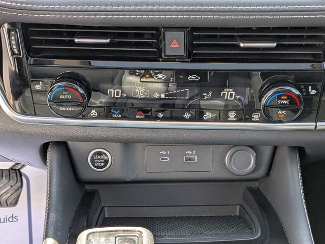 Used 2023 Nissan Rogue SL w/ SL Premium Package image 16