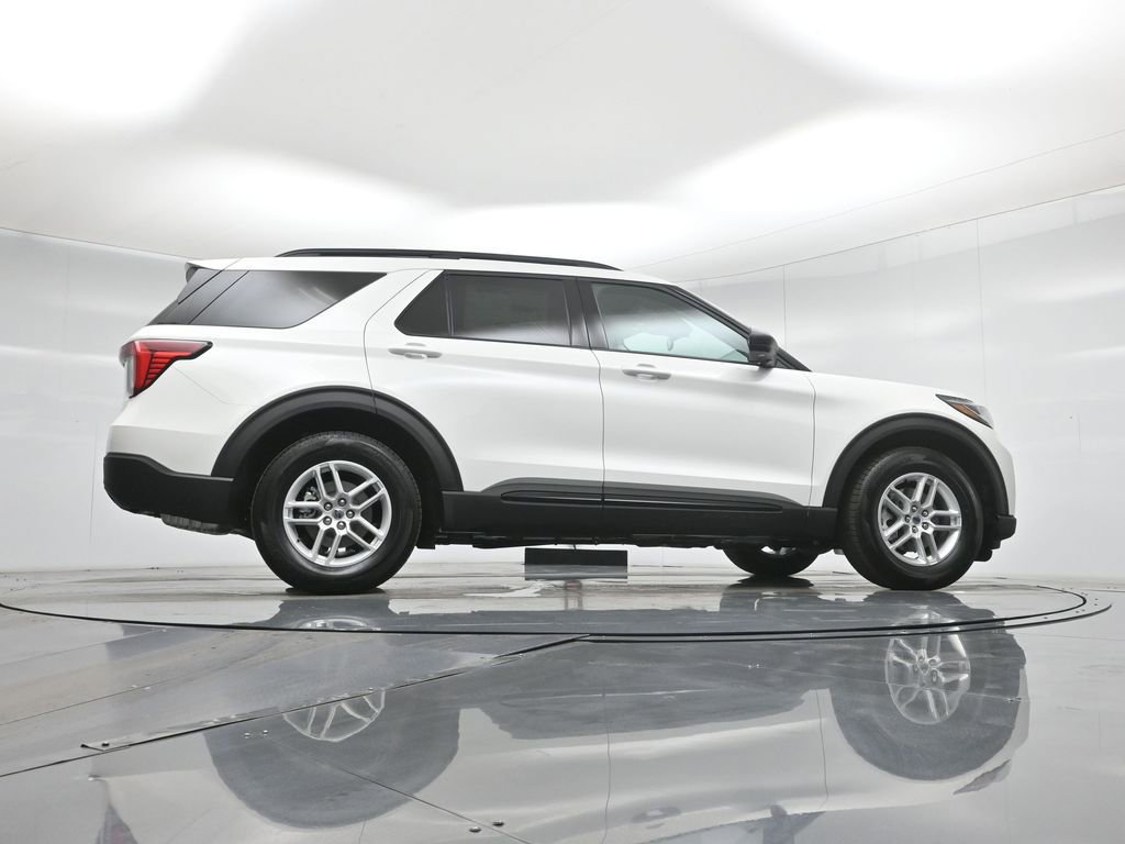 New 2026 Ford Explorer Active image 48