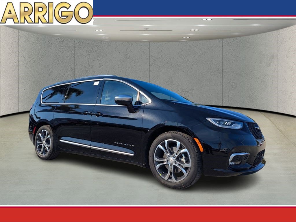 New 2026 Chrysler Pacifica Pinnacle w/ Trailer Tow Group image 1