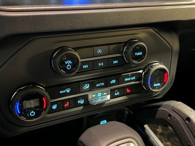 New 2025 Ford Bronco Badlands w/ Sasquatch Package image 23