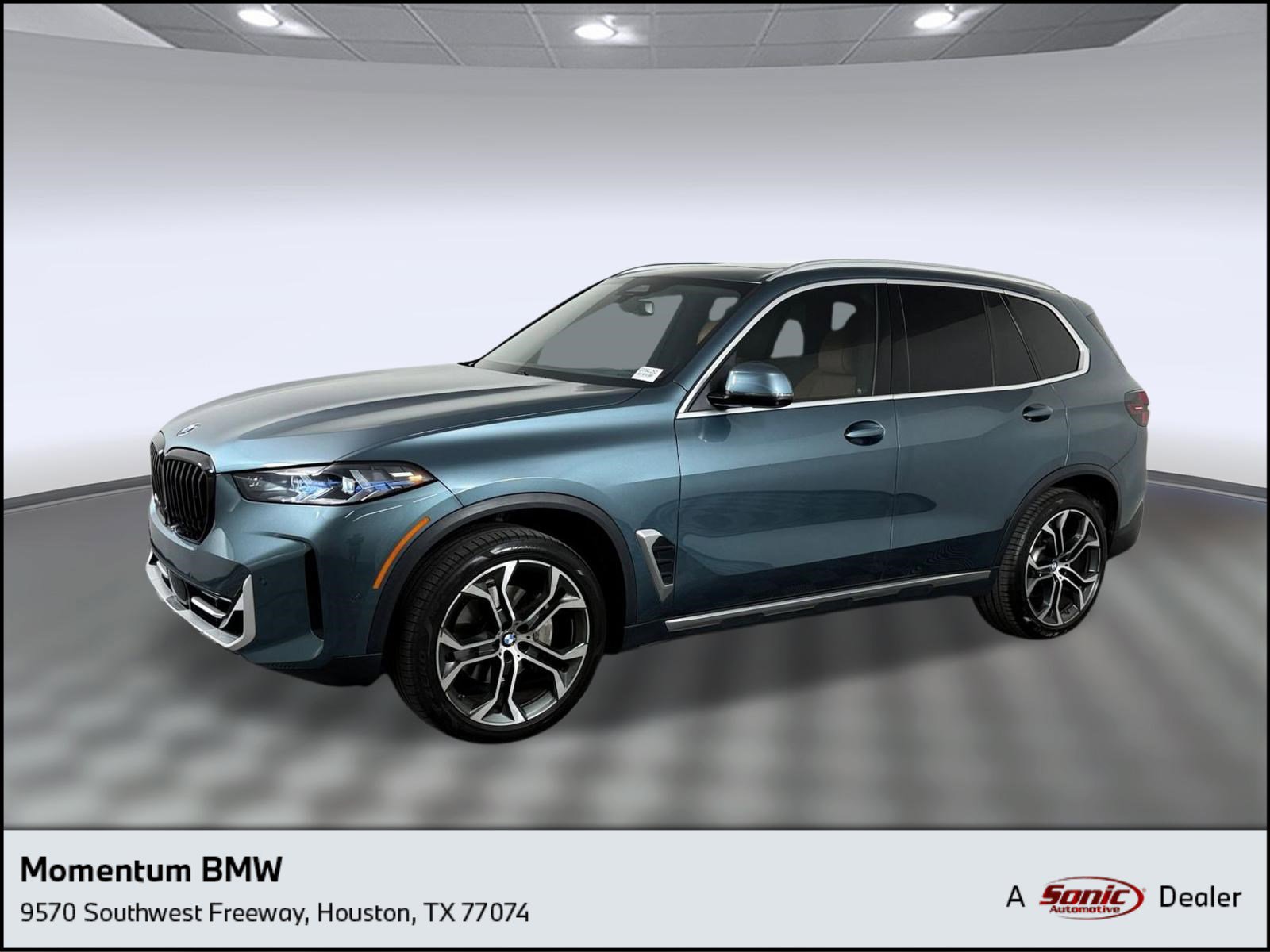 Used 2024 BMW X5 sDrive40i w/ Premium Package RWD image 1