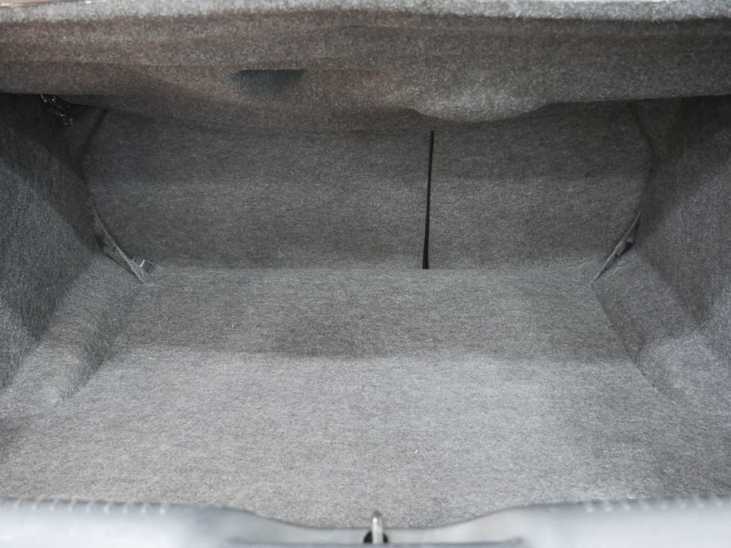 Used 2023 Chrysler 300 Touring RWD image 21