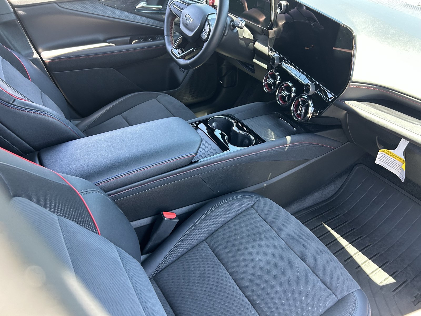 Certified 2025 Chevrolet Blazer EV RS AWD/4WD image 13
