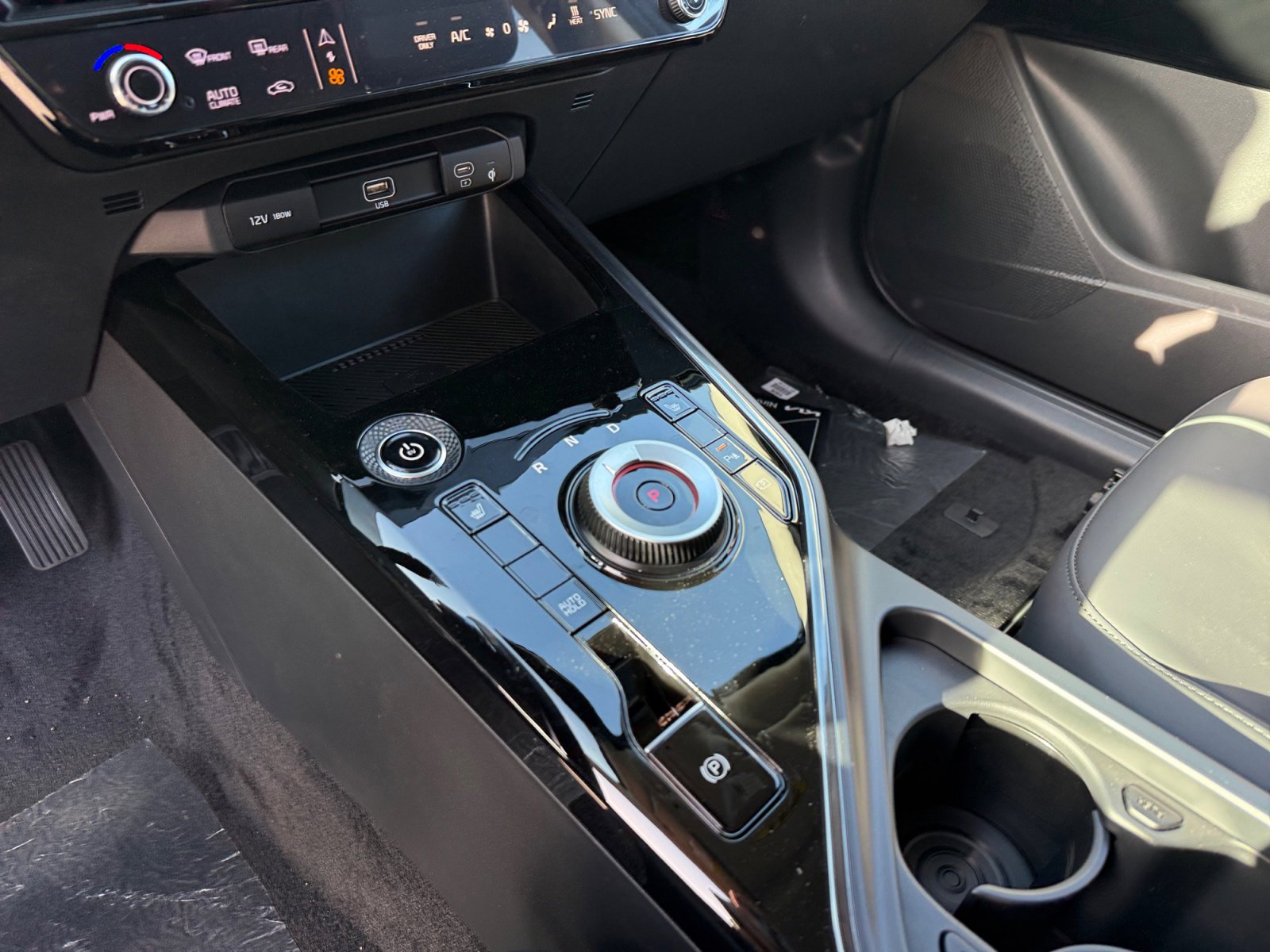 New 2026 Kia Niro Wind image 13