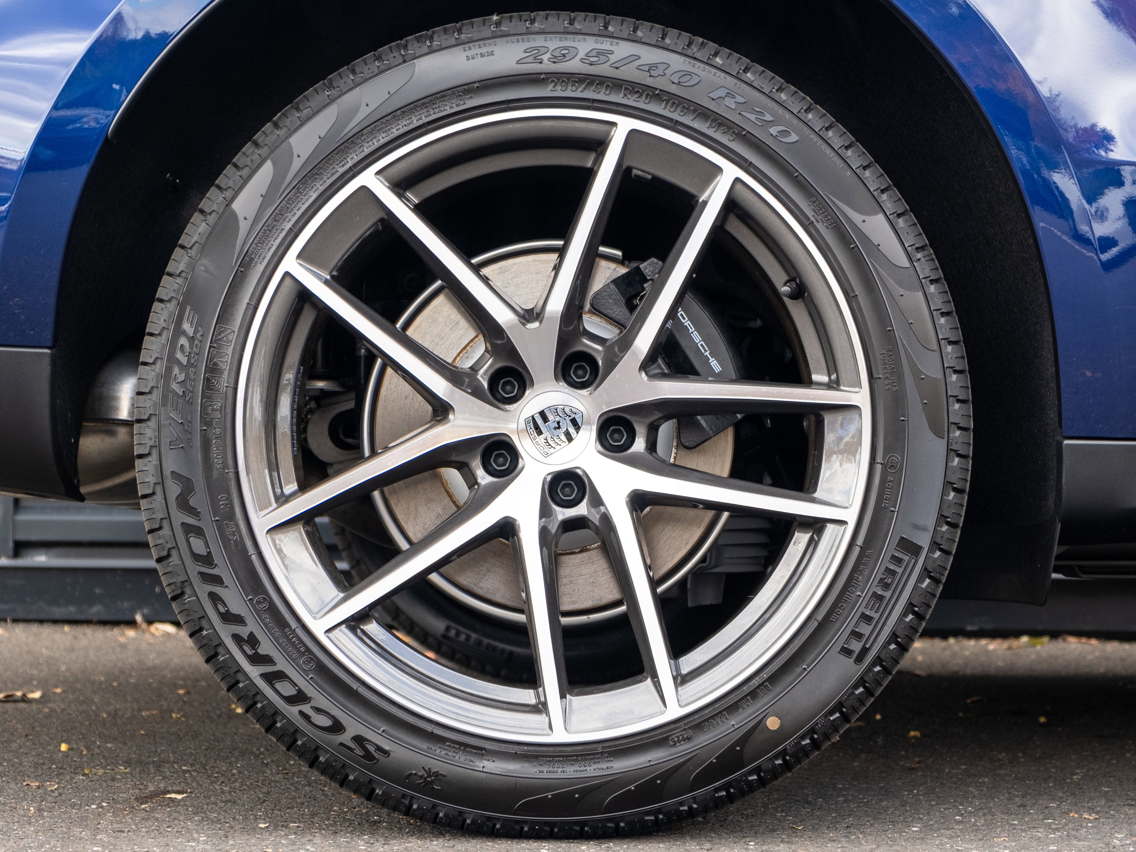 Certified 2026 Porsche Macan AWD/4WD image 14
